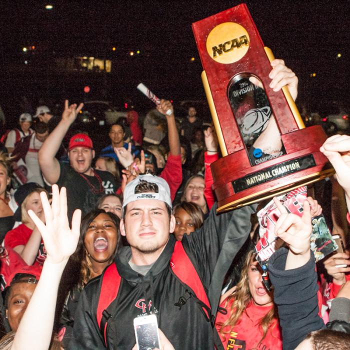 Ryan Magdziarz held the trophy high in the air as camera and smartphone flashes fired all around. 