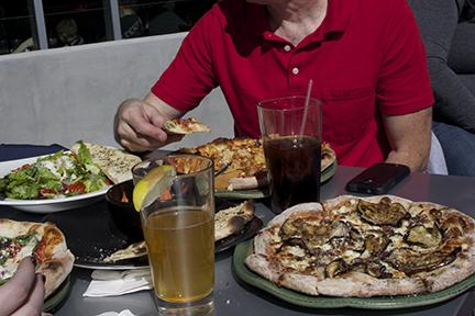 PHOTO BY ALEX AGUEROS / SPORTS EDITOR
Spin! Pizza, a new restaurant at the Crossing — South at Holden, offers specialty pizza, alcohol and a patio seat to Mules home football games.