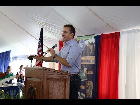 Gov. Eric Greitens supports agriculture at first state fair breakfast