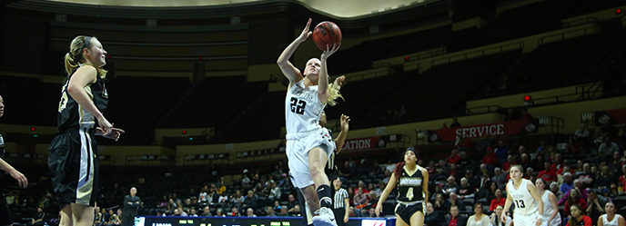 Photo+by+Andrew+Mather+%2F+Photographer%0AMorgan+Fleming+drives+to+the+basket+in+the+Jennies+75-66+loss+to+Lindenwood+in+the+MIAA+Tournament.+Photo+by+Andrew+Mather+photography.