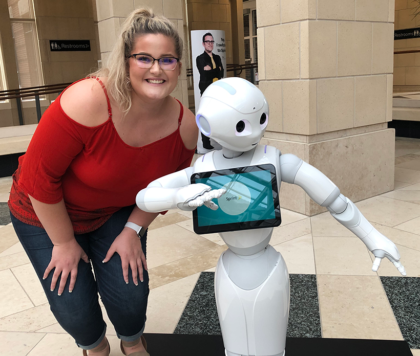 Emma Honn with Pepper the robot at Sprint Headquarters in Overland Park, Kansas
(Photo submitted by Emma Honn)