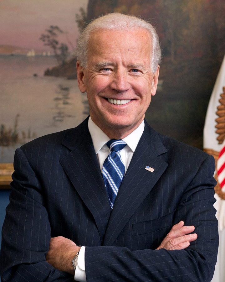 Official portrait of Vice President Joe Biden in his West Wing Office at the White House, Jan. 10, 2013. (Official White House Photo by David Lienemann).