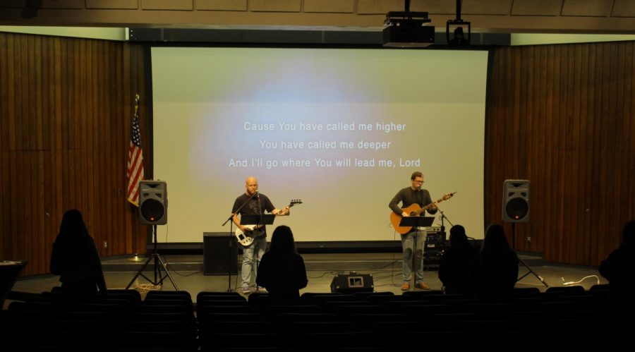 Those worshipping at the UCM Baptist Student Union continue to observe social distancing guidelines.