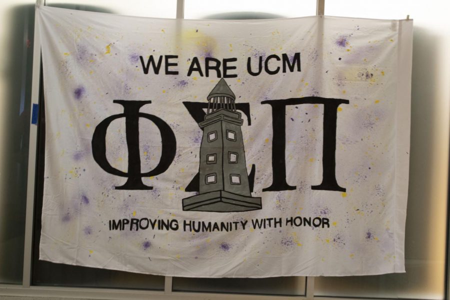 Phi Sigma Pi’s spirit banner was placed in the Student Recreation and Wellness Center during
the week of the We Are UCM event. Phi Sigma Pi placed first in the spirit banner competition.
“I didn’t expect to win at all. Making the banner was a lot of fun, so it was nice to win,” Myra
Cornwell, member of Phi Sigma Pi, said.