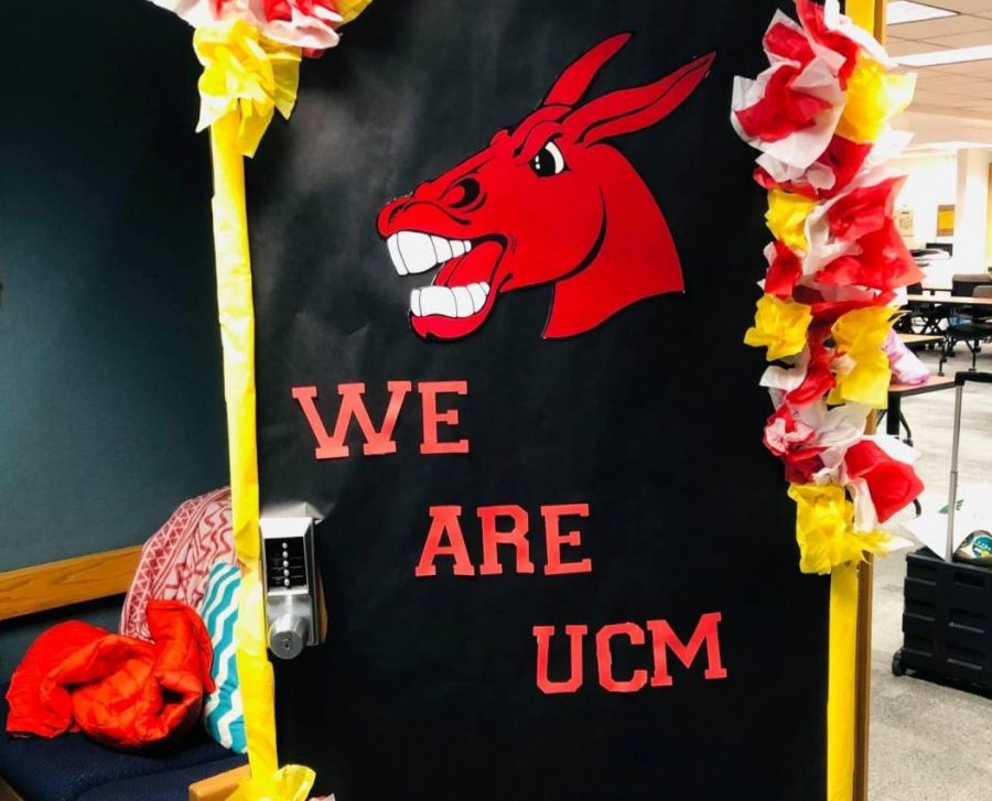 Warrensburg and UCM Celebrate School Spirit through Door Decorations