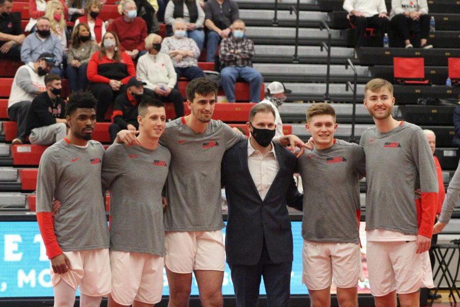 The Mules celebrate Senior Day with their head coach Doug Karleskint. Koray Gilbert, Dillon Blain,  Drew Apsher, Dawson Jones and Ante Sustic are the graduating seniors who will graduate in May. The Mules finished the season 7-15.