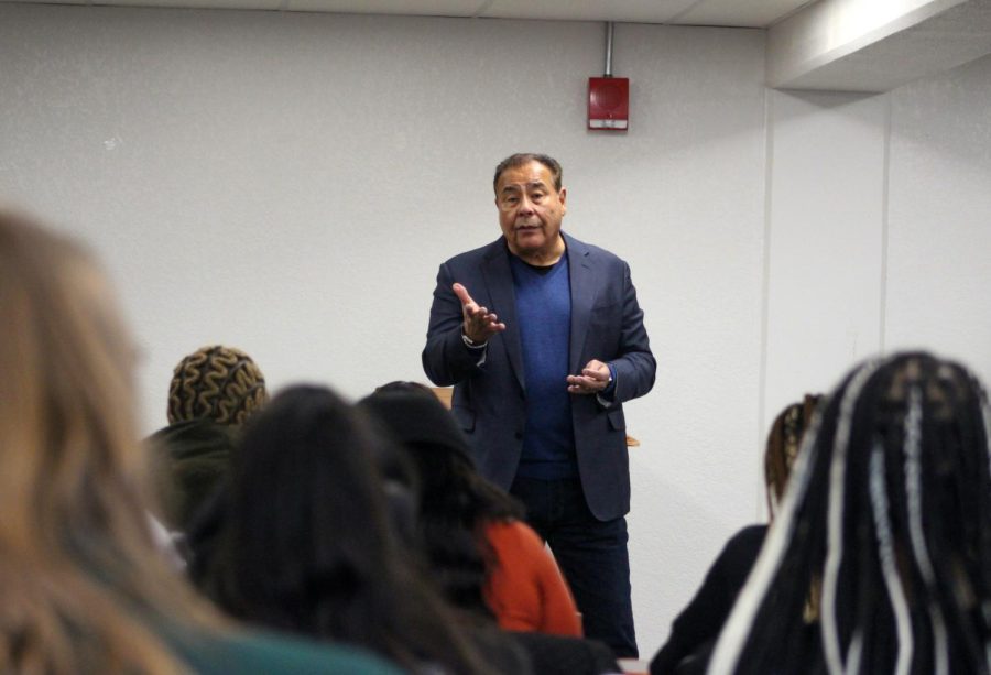 John Quiñones visited the Center for Multiculturalism and Inclusivity for a Q&A with students from the Association of Black Collegians, the Student Organization of Latinos, the African Student Association, and the Muleskinner staff.