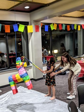 Both students and their families capped the night off with hitting a piñata! Though instead of traditionally American candy, instead it stored candies native to Mexico.
