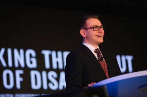 Evan Kirksey speaking at the 417 Think Summit 2018, a Southwest-Missouri conference focused
on big ideas and sparking change. Kirksey was giving a speech entitled “Taking the Dis out of
Disability.”