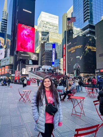 Editor-in-chief Rachel Becker experiences Times Square while in New
York City. The College Media Association’s 2023 spring confrenece was
held March 9-12. Photo by Muleskinner Staff