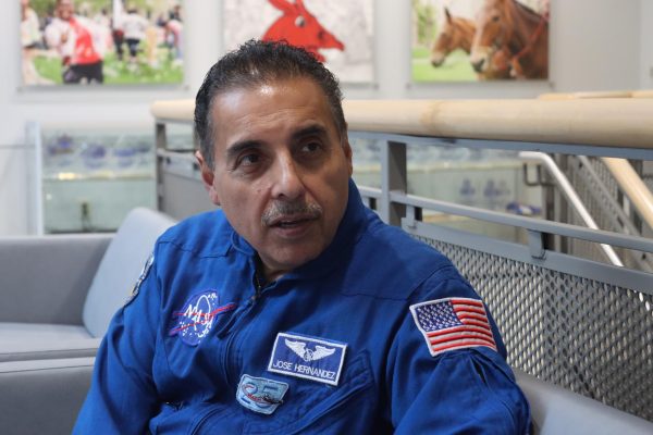 Former NASA Astronaut José Hernández recounts his life struggles and the tools he used to succeed during the reception before his presentation at Nahm Auditorium on Oct. 9. Hernández is also responsible for developing the first full-field digital mammography imaging system to help detect breast cancer.