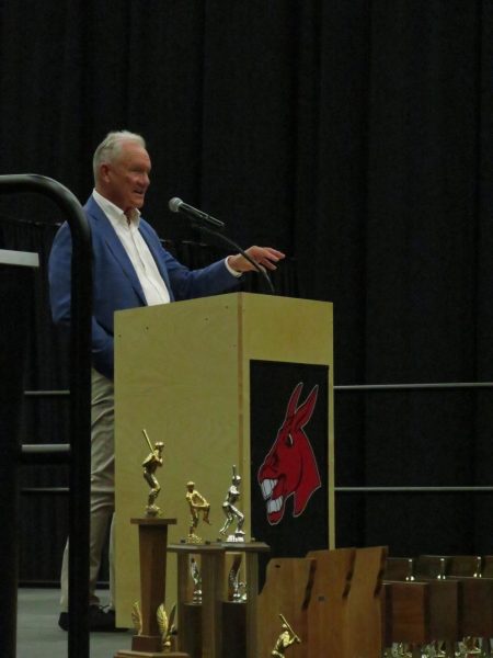Major League Hall of Famer George Brett speaks about his career and academics at the First Pitch Banquet. The banquet took place on April 5 at 7 p.m. at the Jerry M. Hughes Athletic Center.